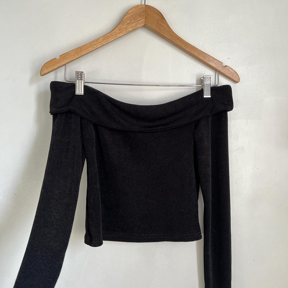 Edikted Black Off-Shoulder Top